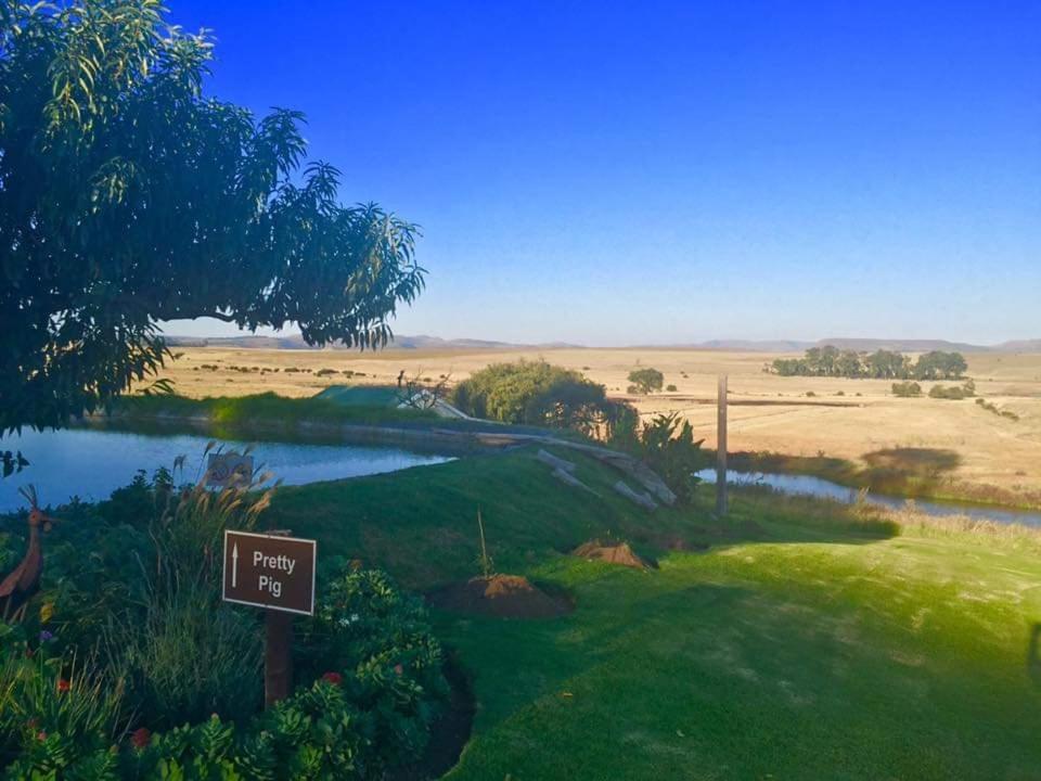 Forellenhof Guest Farm Wakkerstroom Bagian luar foto