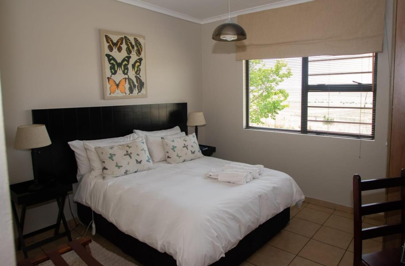 Forellenhof Guest Farm Wakkerstroom Ruang foto