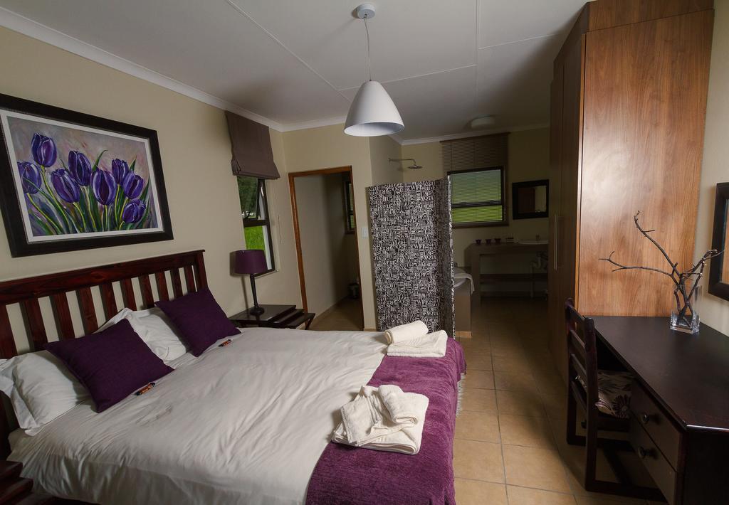 Forellenhof Guest Farm Wakkerstroom Bagian luar foto