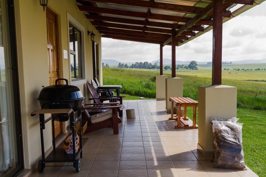 Forellenhof Guest Farm Wakkerstroom Bagian luar foto